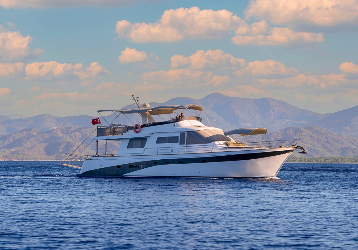 Fethiye'de 3 Kabinli Motoryat - 12