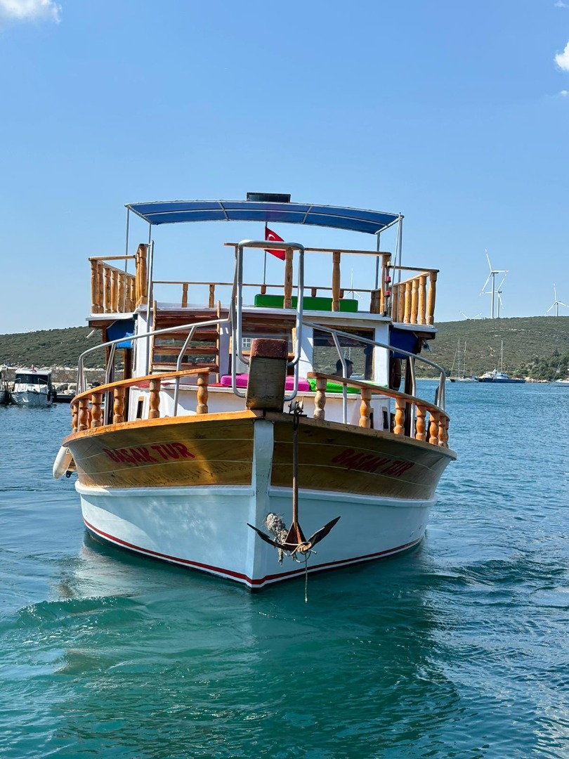 Aile işletmesiyle maviliklere yüzme, bol eglence molasi - 1