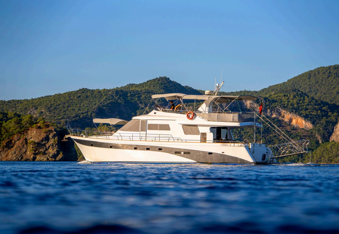 Fethiye'de 3 Kabinli Motoryat - 8