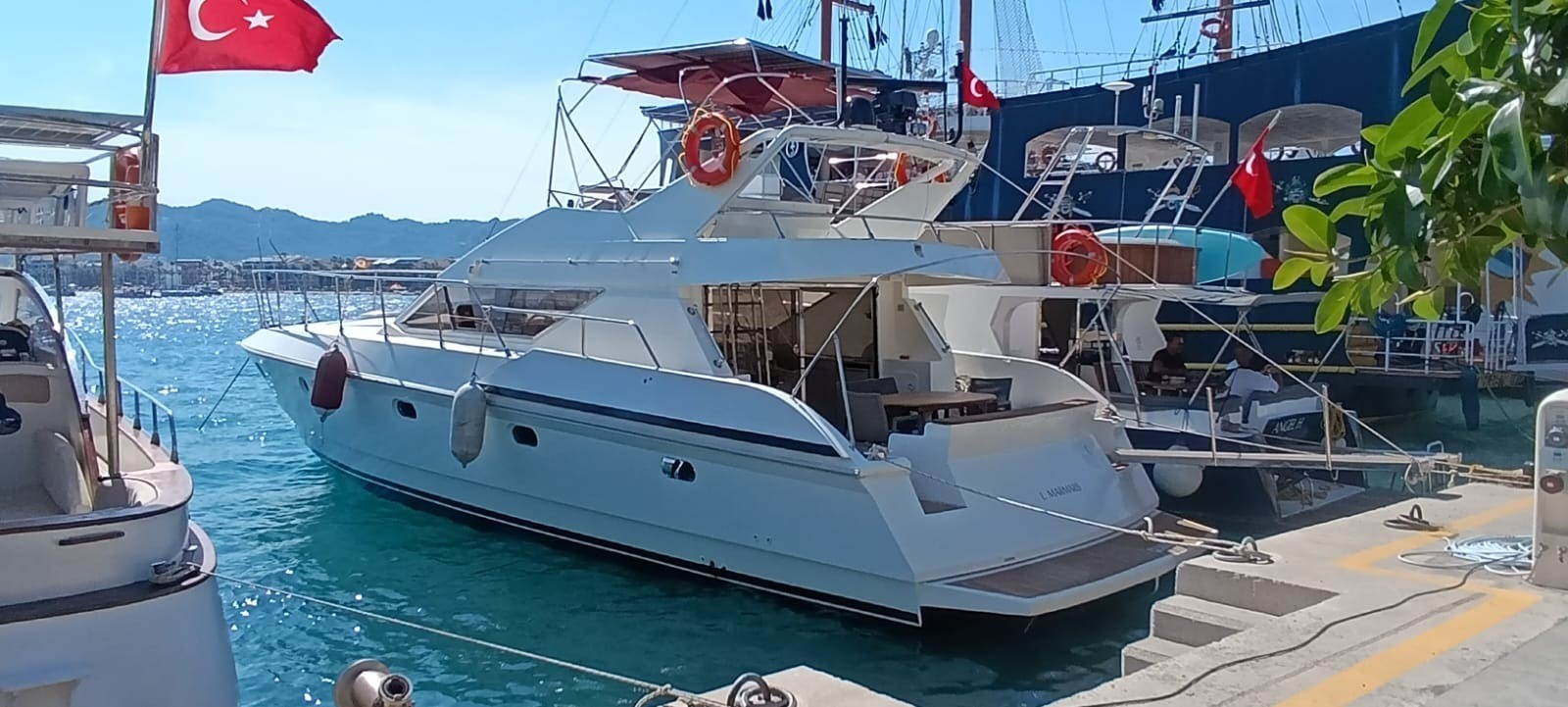 Marmaris'de 3 Kabin Motoryat - 15
