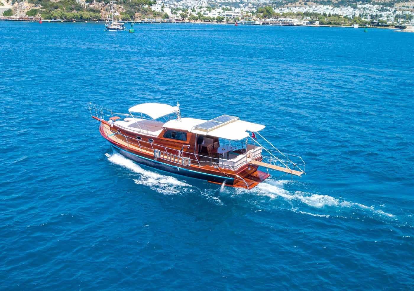 Bodrumda 13M Aile işletmesi Gulet - 9